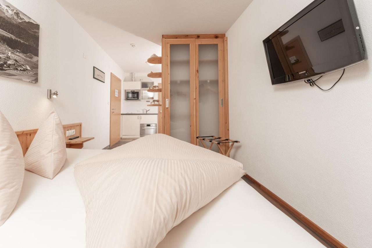 Aparthotel Ambiente อุมเฮาเซิน ภายนอก รูปภาพ